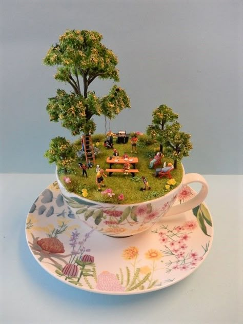 ‘Park Life’ - #teacup #diorama #miniature #world - by #Love #Harriet @ https://lily-and-dot.myshopify.com/ Tiny World Art, Spring Diorama, Park Diorama, Teacup Designs, Park Miniature, Art Brainstorm, Miniature Park, Paper Models House, Mini Scenes