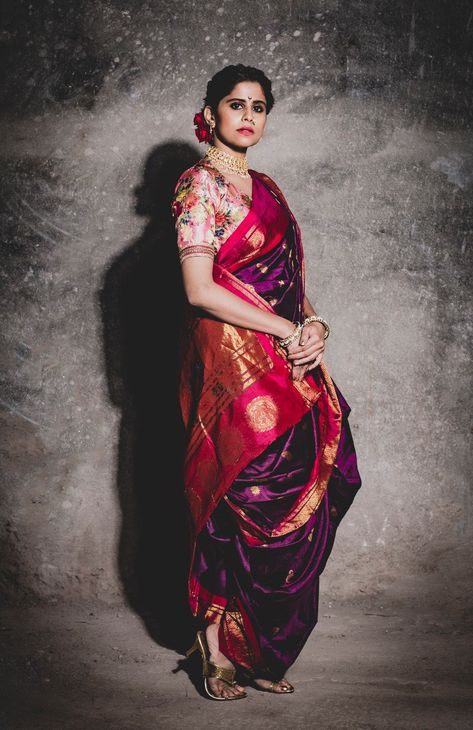 Nauvari Saree Look Simple, Navwari Look, Nawari Saree Look, Navvari Sadi, Paithani Nauvari Saree, Navari Saree Marathi, Nauvari Saree Brides, Nauvari Saree Look, Nauvari Look