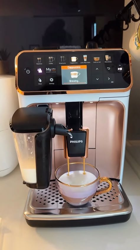 Philips Coffee Machine, Coffee Machine Aesthetic, Vending Machines For Sale, Coffee Vending Machines, Coffee Maker Machine, Best Coffee Maker, Home Coffee Bar, Vending Machines, Coffee Corner