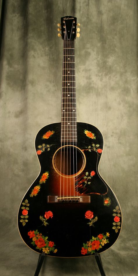 1934 Gibson L-00 Painted Violins, Custom Instruments, Painted Guitars, Instrument Art, Gibson Acoustic, Guitar Logo, Instruments Art, Electric Guitar Design, Guitar Painting