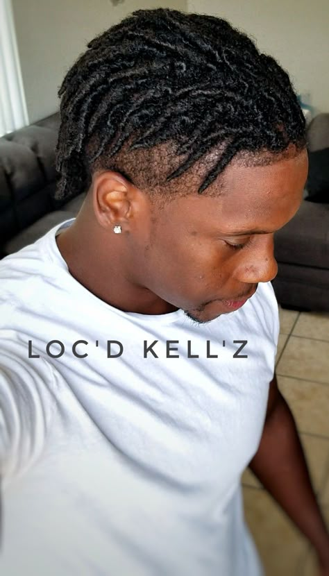 Mens Starter Locs With Fade, Men Starter Locs With Taper, Dreds Locs Short Hair Men, Taper Locs Men, Mens Locs Hairstyles Short, Locs With Fade, Starter Dreads For Men, Dreads With Fade Men, Short Locs Men