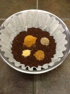 Ground Coffee Recipes, Chai Coffee Recipe, Chai Coffee, Breakfast And Brunch, Coffee Mix, Warm Drinks, Coconut Whipped Cream, Think Food, Ground Coffee