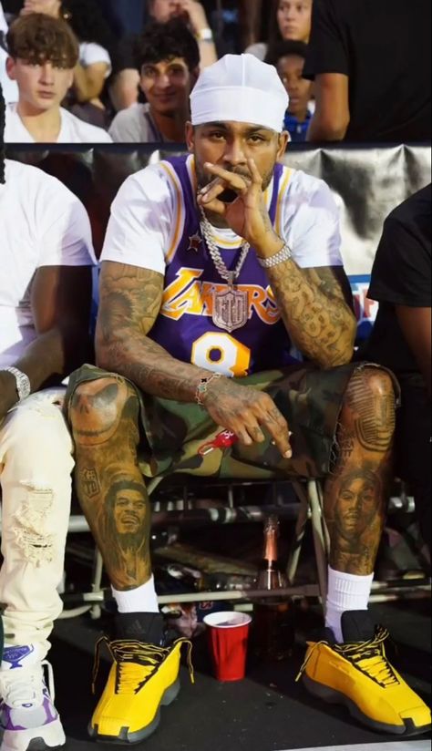 Dave East Smiling, Dave East Aesthetic, Dave East Instagram, Rapper Drip, David East, Black Men Tattoos, Dave East, Men Tattoos, Black Men Street Fashion