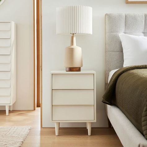 Nightstand Navy, Malm Nightstand, White Nightstand Bedroom, White Nightstands, Nightstand White, Modern Nightstands, Small Nightstand, Sale Windows, Kids Nightstand