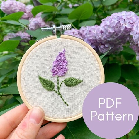 Embroidery Lilac Flowers, Lilac Embroidery Patterns, Lilac Embroidery Designs, Embroidery Lilac, Tattoo Sweater, Lilac Embroidery, Lilac Design, Embroidery Jeans Diy, Embroidery Guide