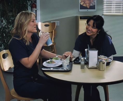 Arizona And Callie, Greys Anatomy Callie, Callie And Arizona, I Lost A Friend, Grey's Anatomy Doctors, Callie Torres, Sara Ramirez, Arizona Robbins, Jessica Capshaw