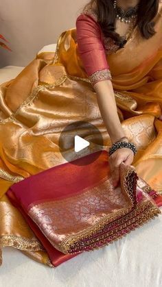 Banaras Sarees Weddings, Saree Pattern Dress, Saree K Suit Design, Banarasi Silk Blouse Designs Latest, Sarees Designs Latest, Blouse Designs Silk Back Design, Gold New Design Jewellery, Kora Banarasi Silk Saree, Latest Sari Designer Sarees