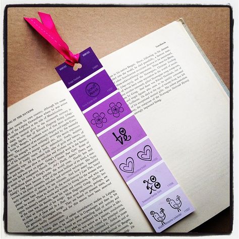 use paint swatches to make bookmarks. Use sharpes to draw on them, stamps, stickers or punches to decorate them. :D Paint Chip Bookmarks, Paint Chip Wall, Paint Chip Cards, Paint Chip Crafts, Paint Chip Art, Paint Chip, Paint Swatches, Diy Bookmarks, Book Markers