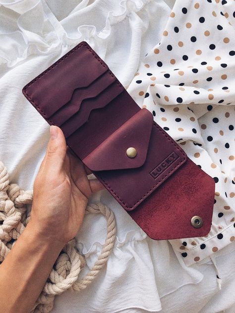 Handmade Leather Wallet Women, Leather Wallet Women's, Leather Women Wallet, Small Wallets For Women, Leather Wallet Women, Diy En Cuir, Woman Wallet, Leather Wallet Pattern, Small Leather Wallet