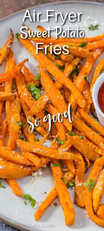 There is nothing better than homemade fries to satisfy that craving for ‘fast food’! These delicious fries are tossed in oil and seasoning then air-fried to perfection. It’s a quick and easy method to cook sweet potato fries. Air frying results in healthier fries because they aren’t deep-fried so they are super satisfying and you’ll feel good about your snack choices. With just a few staple kitchen ingredients, you can have these sweet potato fries cooking in no tim Cook Sweet Potato, Homemade Sweet Potato Fries, Sweet Potato Fries Recipe, Air Fryer Sweet Potato Fries, Healthy Fries, Yummy Fries, Sweet Potato Recipes Fries, Homemade Fries, Sweet Potato Fries Baked