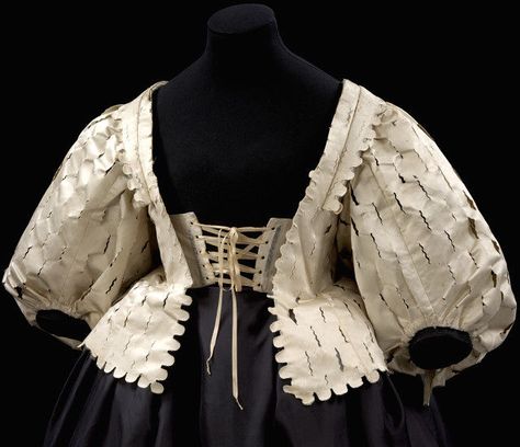 1630-1639, England - Bodice - Silk satin, silk taffeta, canvas, buckram and whalebone, handsewn 17th Century Stays, 1600 Fashion, 17th Century Clothing, 1700 Fashion, 17th Century Fashion, Historical Dress, Period Outfit, Century Clothing, Antique Clothing