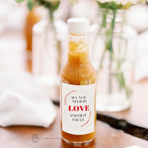 PRINTED | Sheet of 6 Hot Sauce Label | Bottle Label | Personalized Label | Hot Sauce Sticker | Party Gift | Wedding Favor | Hot Sauce Wedding, Hot Sauce Wedding Favors, Hot Sauce Label, Hot Sauce Favors, Wedding Favor Labels, Engagement Party Gifts, Favors Birthday, Etsy Wedding Favors, Rustic Wedding Centerpieces