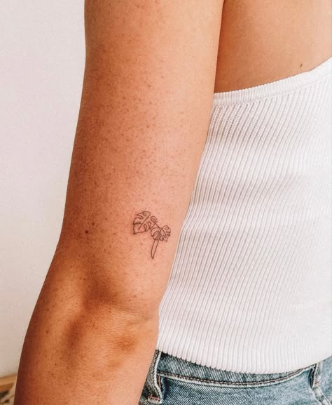 Mini Monstera Plant Tattoo, Small Monstera Leaf Tattoo, Womens Small Shoulder Tattoo, Dainty Monstera Tattoo, Montesera Plant Tattoo, Monstera Line Tattoo, Tiny Monstera Tattoo, Mini Monstera Tattoo, Mini Plant Tattoo