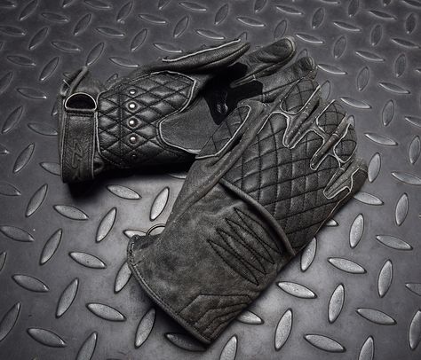 T120 Black, Modern Armor, Biker Gloves, Working Gloves, Biker Gear, Vintage Gloves, Vintage Biker, Driving Gloves, Motorcycle Gloves