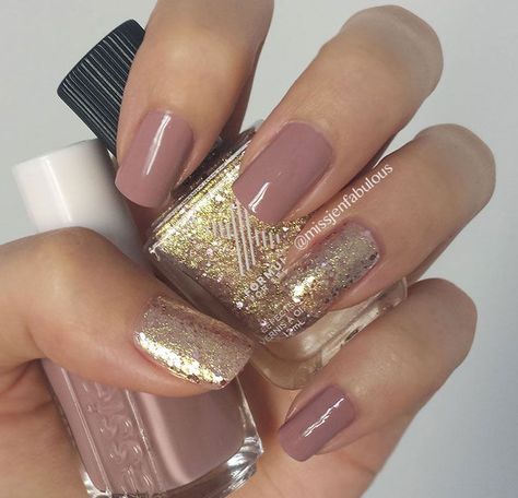 formula x love chemistry Mauve Nails, Gold Nail, Pretty Nail Designs, Pearl Nails, Opi Nails, Bling Nails, Creative Nails, Nail Polish Colors, Love Nails