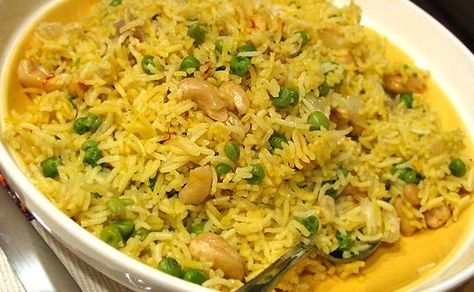 Hare Krishna Veg' Recipes : Cashew Rice with Peas Krishna Recipes, Home Made Chicken Broth, Cashew Rice, Biryani Rice Recipe, Rice With Peas, Saffron Rice Recipe, Saffron Recipes, Biryani Rice, Veggie Broth