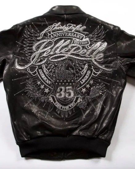 Pelle Pelle 35th Anniversary Black Leather Jacket Material: Genuine Leather Inner: Viscose Lining Inner Front: Open Zipper Closure Collar: Fur Hooded Jacket Color: Black #AVIREX #avirex #avirexusa #avirexjacket #avirexleather #menslifestyle #GoDawgs #shera #jungkook #fathersday #newmonthnewgoals #collegegameday #lastdayofsummer #foryoupagereels #foryouシ #foryou #foryourpage #sportscar #newyorkleather #leather #usa #NewYorkPost #newyorkcity #newyork #pellepelle #pelle Back Of Jacket Design, Soho Bani, Pelle Pelle Jackets, Purple Leather Jacket, Black Legends, Best Leather Jackets, Green Leather Jackets, Boy Stuff, Trendy Jackets