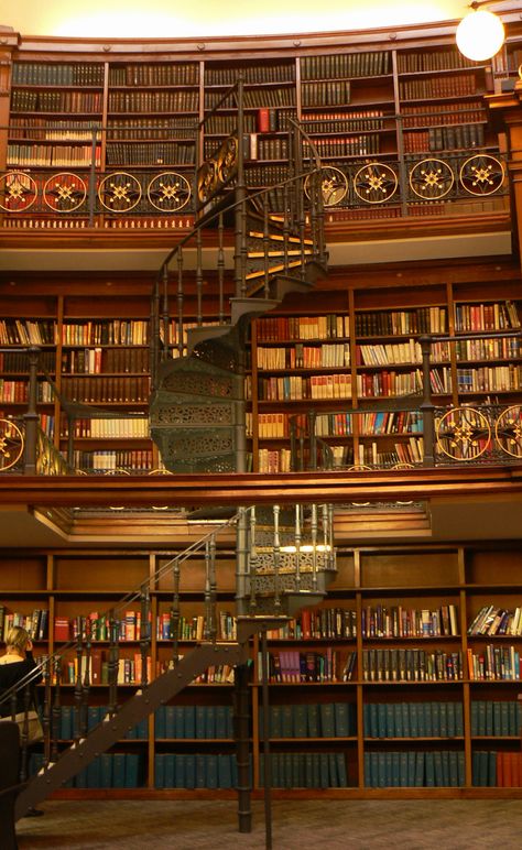 The Picton Reading Room in Liverpool Central Library. One of my favourite places. Victorian Mansion Library, Majestic Library, Big Library Aesthetic Castle, Big Old Library, Liverpool Library, Biggest Library In The World, Liverpool Central Library, Library Cafe, Liverpool Town