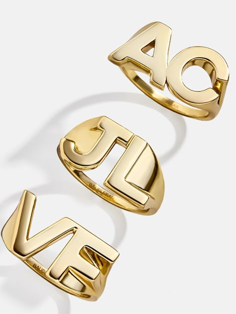 Create a sentimental staple for your everyday ring stack with the 18K Gold Double Initial Custom Block Ring. Your initials, or the initials of you and a loved one, will be added onto this ring in a bold, raised-block font. The entire ring will be crafted out of 18K gold plated sterling silver, so this statement piece will stay beautiful for years to come. Cute Couple Gifts For Her, Gifts For Best Friends Under $20, Gifts Ideas For Girlfriend, Christmas Gifts For Guys, Dhgate Finds, Hardware Ideas, Initial Rings, Best Friend Christmas Gifts, Last Day To Order