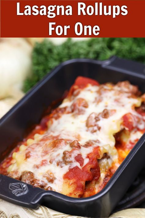 Small Batch Lasagna Roll Ups, Healthy Single Meals, Easy Food For One Person, Easy Meals For 2 People Dinners, Roll Up Lasagna Recipe, Recipes For One Or Two People, Cooking For One Or Two, Single Dinner Ideas Cooking For One, Easy Single Serve Meals