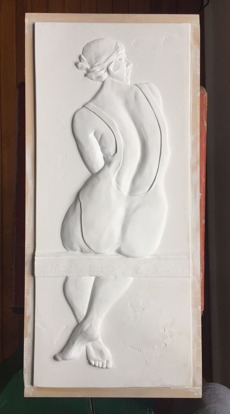 Plaster Bas-Relief Bas Relief, Base Relief Art, Low Relief Sculpture Clay, Bas Relief Tile, Botanical Bas Relief Tutorial, Plaster Bas Relief, Bas Relief Art, Huge Vase, Plaster Art