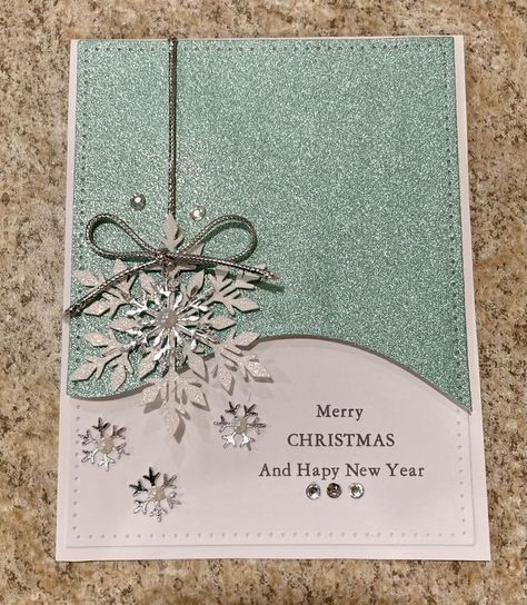 Cas Christmas Cards, Die Cut Christmas Cards, Stamped Christmas Cards, Simple Christmas Cards, Snowflake Cards, Christmas Card Inspiration, Hand Made Greeting Cards, Christmas Card Art, Homemade Christmas Cards