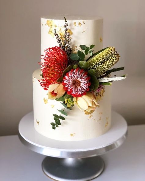 Canberra Wedding Cakes on Instagram: "Natives ❤️ @flowersfromthegardencbr" Flowers On Cake, Native Wedding, Native Flowers, Wedding Cakes With Flowers, Canberra, Flower Cake, Wedding Cake, Nativity, Wedding Cakes