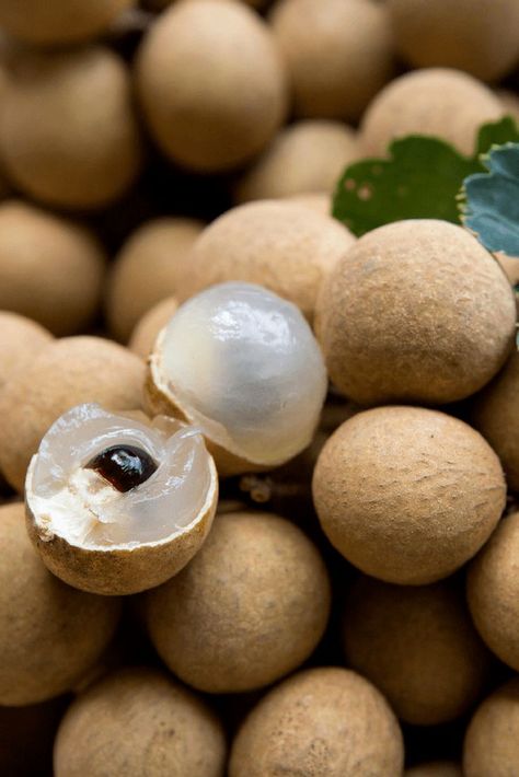 Longan in Cantonese means dragon eye, because the exotic Asian fruit looks like an eyeball when opened. African Fruits, Ugli Fruit, Asian Fruit, Longan Fruit, Mango Kulfi, Fruits Plants, Fruits And Vegetables Pictures, Weird Fruit, Vegetable Pictures