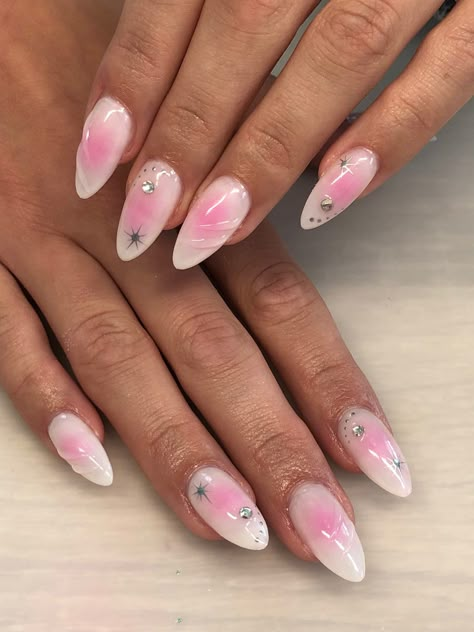 Milky Aura Pink White Aura Nails, Milky Aura Nails, Pink And White Aura Nails, White And Pink Aura Nails, Aura Summer Nails, Milky White And Pink Nails, Aura Nails White, Pink Dot Nails, Milky Nails Ideas