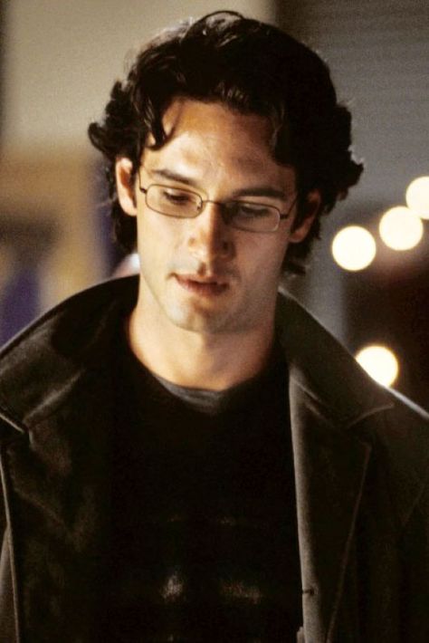 Rodrigo Santoro Rodrigo Santoro Love Actually, Glasses On Men, Men With Glasses, Phillip Morris, Rodrigo Santoro, Josh Hartnett, Spanish Men, Jess Mariano, Targaryen Art