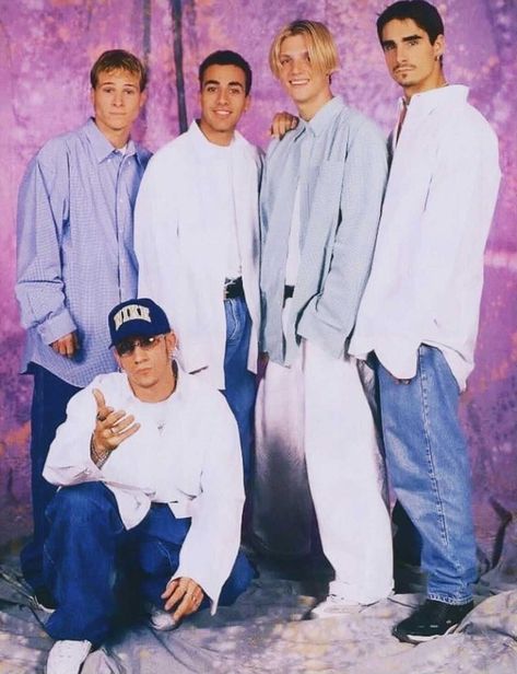 Y2k Boys Fashion, 2000s Boys Fashion, Y2k Boys, 2000s Boys, 90s Boy Bands, 2000s Men, Backstreet Boy, 2000s Outfit, Fashion Staples