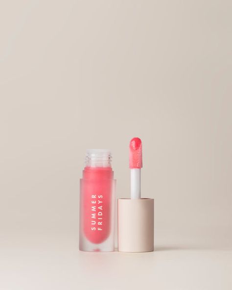 Dream Lip Oil Pink Cloud Summer Fridays Lip Oil Pink Cloud, Best Lippies, Popular Lip Products, Pink Lip Gloss For Dark Skin, Pink Must Haves, Byoma Lip Oils, Summer Fridays Lip Oil, Preppy Presents, Lip Products Aesthetic