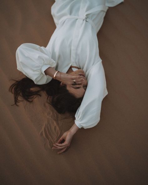 Sand Dune Portraits, Sand Dunes Photoshoot Models, Dune Photography, Desert Portraits, Desert Fashion Photography, Desert Photoshoot Ideas, Sand Dunes Photoshoot, Desert Photoshoot, Desert Aesthetic