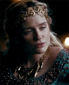 Time Period Face Claim, Period Face Claims Gif, Alicia Agneson Freydis, Alicia Agneson Vikings, Shiera Seastar, Vikings Tv Show, Targaryen Aesthetic, House Targaryen, Aesthetic Gif