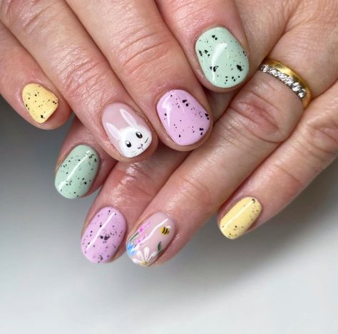 Hop into Style with 50 Easter Bunny Nail Designs! Easter Nails Bunny, Nail Shapes Square, Bunny Nails, Subtle Nails, Nails Set, Nail Forms, Easter Nails, Nail Patterns, Nail Length