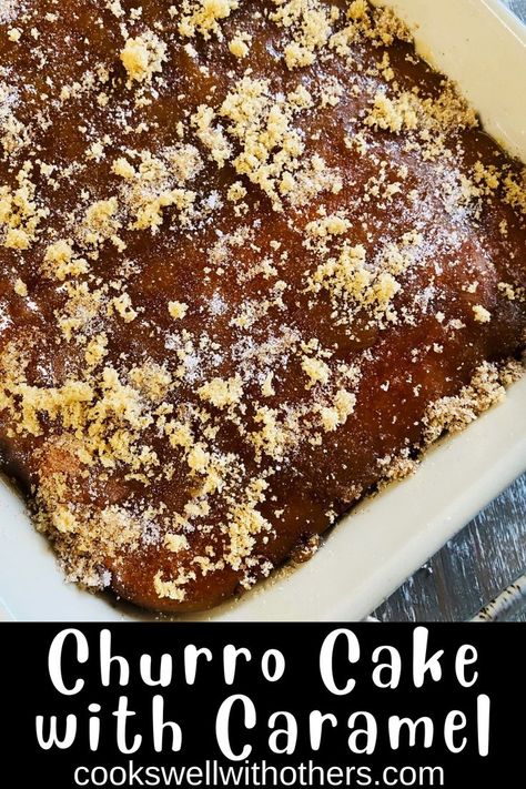 cake topped with caramel and sugar Crockpot Dump Cake, Churro Desserts, Churro Dessert, Churro Cake, Butter Pecan Cake, Cake With Caramel, Pecan Cake, Vegetarian Cake, Sugar Cake