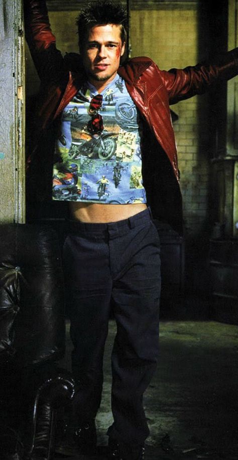 Brad Pitt Tyler Durden, David Fincher, Brad Pitt, Club Dresses, Halloween Outfits, Serie Tv, Beautiful People, Halloween Costumes, Favorite Movies