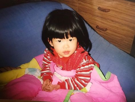 #rosé #blackpink Rose Baby Pictures, Rosé Ig Update, Rosé Instagram Update, Baby Park, Childhood Pictures, Rose And Rosie, Rosé Instagram, Park Rosé, Blackpink Members