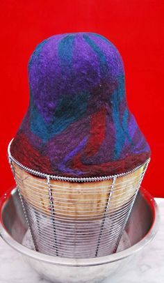 Felting Techniques, Felted Hats, Felted Hat, Funky Hats, Canvas Hat, Wet Felting Projects, Hat Tutorial, Felt Hats, Needle Felting Tutorials