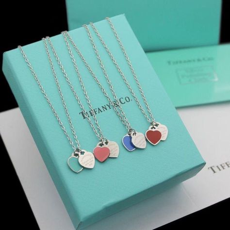 Colar Tiffany E Co, Recuerdos Primera Comunion Ideas, Tiffany And Co Necklace, Tiffany And Co Jewelry, Preppy Jewelry, Paris Mode, Dream Gift, Tiffany Jewelry, Jewelry Accessories Ideas