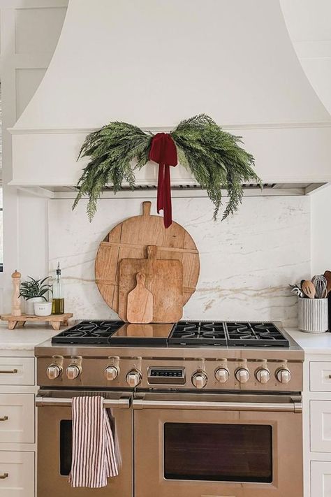 holiday kitchen decor Cedar Mantle, Greenery Kitchen, Cedar Greenery, Christmas Decor Kitchen, Holiday Kitchen Decor, Holiday Swag, Kitchen Decor Inspiration, Christmas Garlands, Artificial Christmas Garland