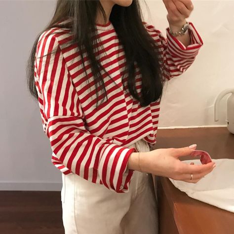 Fashion Maroon Striped Shirt Outfit, Red And White Striped Sweater Outfit, Striped Shirt Outfit Aesthetic, Red Striped Top Outfit, Red And White Striped Shirt Outfit, Red Striped Shirt Outfit, Maroon Shirt Outfit, Red Shirt Outfits, White Striped Shirt Outfit