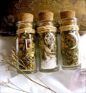 A Natural Witch- Grimoire of Life and Practice: One Witch's Way- Incorporating Paganism or Witchcraft in your daily life! Wiccan Crafts, Witch Bottles, Pagan Crafts, Magia Das Ervas, Anniversaire Harry Potter, Witchy Crafts, Bottle Charms, Bottle Necklace, Herbal Blends