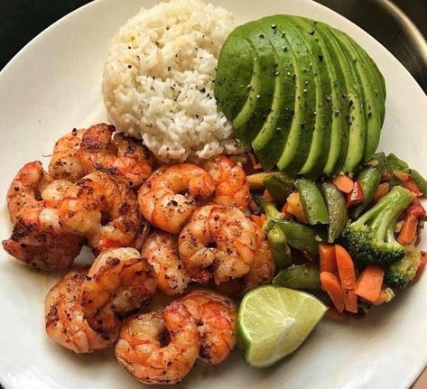 Healthy Lunch Snacks, Healthy Food Menu, Healthy Lunch Meal Prep, Resep Diet, Healthy Food Inspiration, Easy Healthy Meal Prep, Healthy Food Dishes, Health Dinner, Healthy Food Motivation