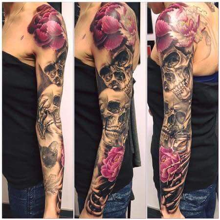 Skull Rose Tattoos, Tattoo Diy, Skull Sleeve Tattoos, Skull Sleeve, Tattoo Trend, Tattoo Zeichnungen, Inspiration Tattoos, Cat Tattoos, Tatuaje A Color