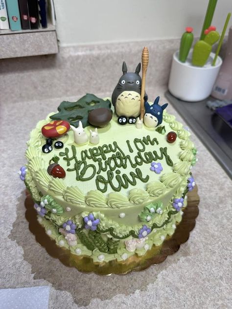 Ponyo Studio Ghibli Cake, Ghibli Birthday Cake, Studio Ghibli Birthday, Totoro Birthday Cake, Studio Ghibli Cake, Studio Ghibli Pictures, Ghibli Cake, Ghibli Pictures, Sprite Cake