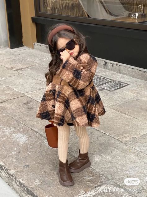 Kids Autumn Outfits, Baby Girl Winter Outfits, Girls Winter Outfits, Girls Winter Dresses, Kids Winter Outfits, Baby Girl Clothes Winter, Kids Winter Fashion, Winter Baby Clothes, Adorable Babies