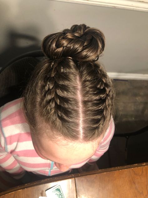 Acro Dance Hairstyles, Simple Gymnastics Meet Hair, Gymnastics Competition Hair Easy, Cute Gymnastics Hairstyles, Gymnastics Hairstyle, Gymnastics Meet Hair, Gymnastics Hairstyles, Hockey Hair, Rasta Hair