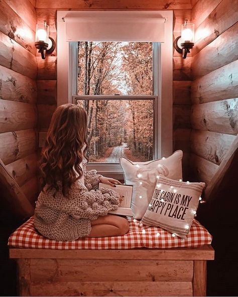 It's a beautiful world Caitlin Covington, Girly Wall Art, Little Cabin, Girly Art Illustrations, Girls Cartoon Art, Digital Art Girl, Christmas Aesthetic, Girly Art, Cozy Christmas