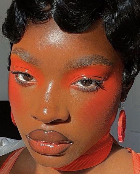 Blackgirl 
Blackgirl Aesthetic 
Makeup 
Makeup art
Blackgirl inspo Show Makeup, Orange Makeup, Makeup For Black Skin, Cool Makeup Looks, Unique Makeup, Shade Of Red, Dope Makeup, Cute Makeup Looks, Creative Makeup Looks